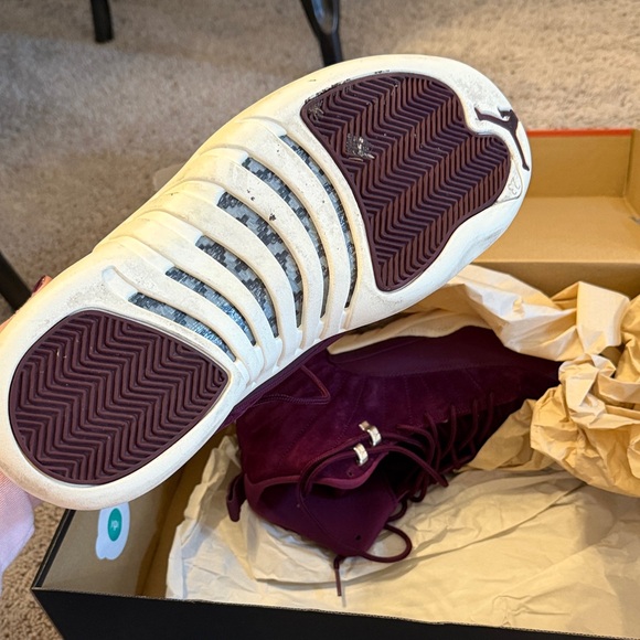 Jordan Men's Bordeaux/ Sail- metallic silver Sneakers 11.5 - Picture 3 of 4